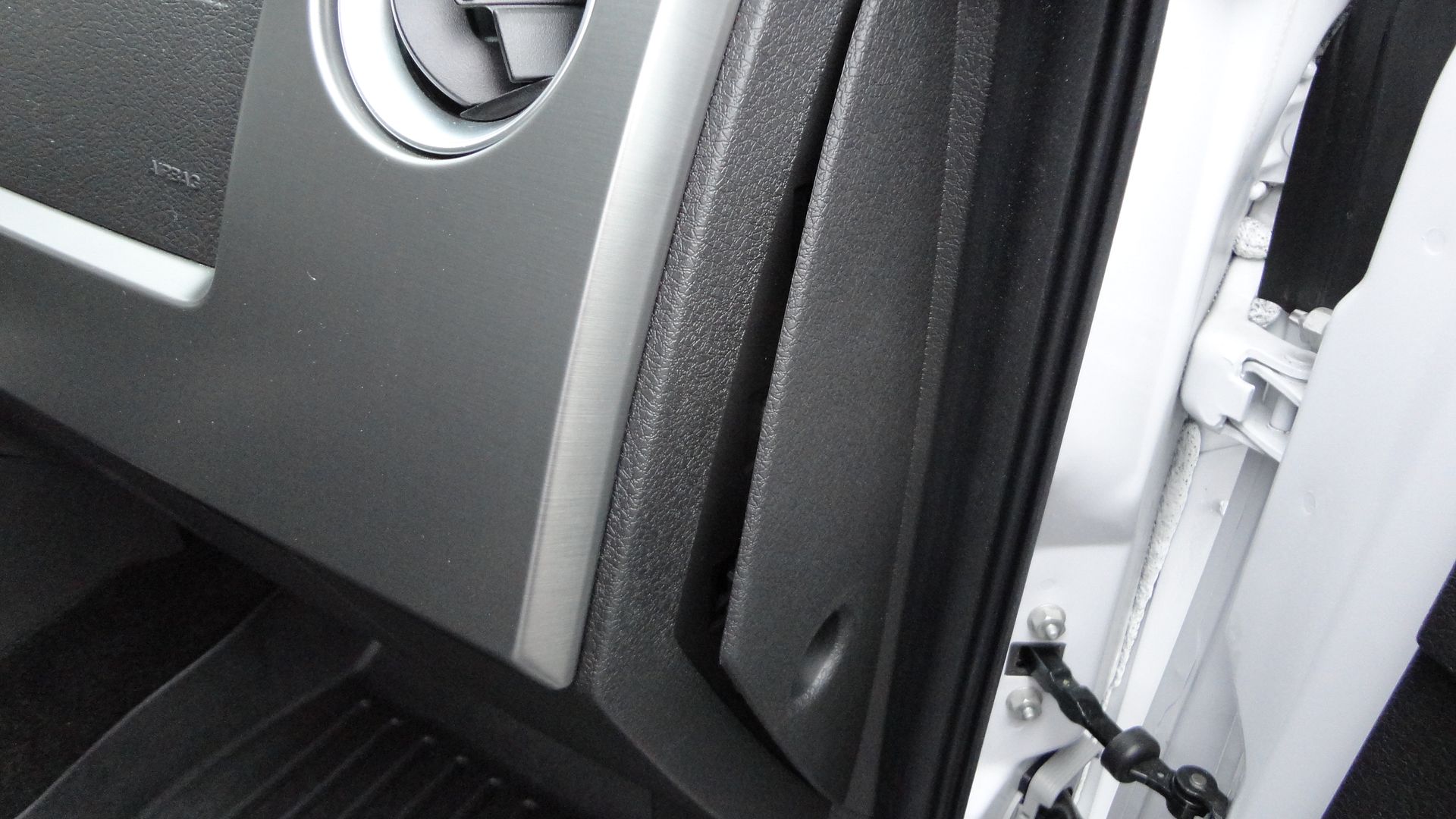 How To Wire Raptor AUX upfitter switches - FORD RAPTOR FORUM - Ford SVT