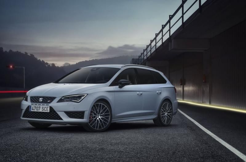 Seat-Leon-ST-Cupra-280-01.jpg