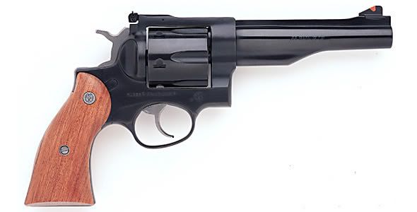 custom 44 magnum revolver. custom 44 magnum revolver.