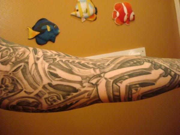 Piercings and Tattoos - SIDE-LINE.