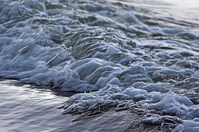 incoming tide waves