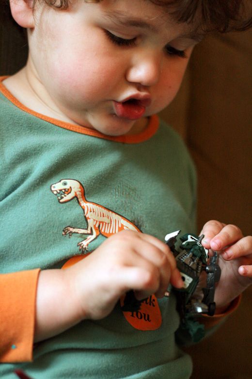 boy playing with Transformers toys — mikko m4yo Pictures, Images and Photos