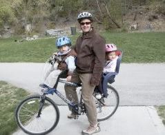 Hamax Discovery 101 front-mounted bike seat with rear seat