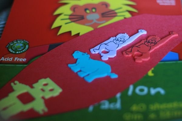6 colorful stickers for feathers — pirate parrot craft
