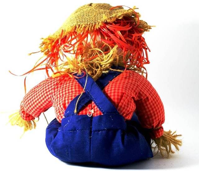 scarecrow doll rear