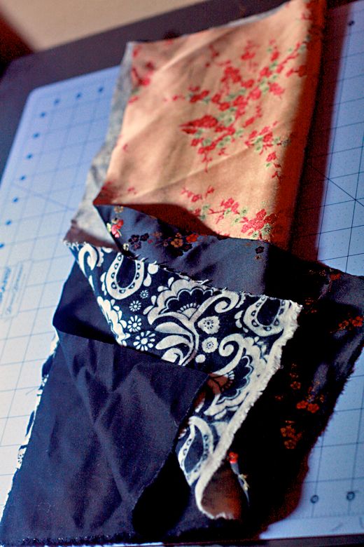 Photo Credit: Hobo Mama layers for black mei tai tutorial