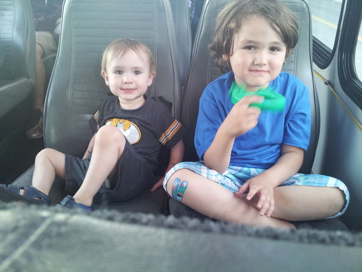 Sunday Surf: Kids on the bus == Hobo Mama Sunday Surf: Kids on the bus == Hobo Mama