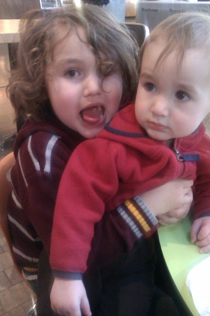 Sunday Surf: Seafood brothers sitting on each other's lap - showing food in mouth