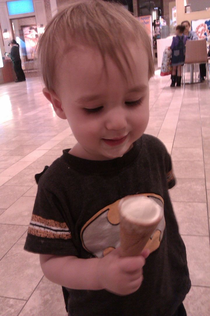 Sunday Surf: Babywearing Batman == Hobo Mama toddler eating free ice cream cone at mall