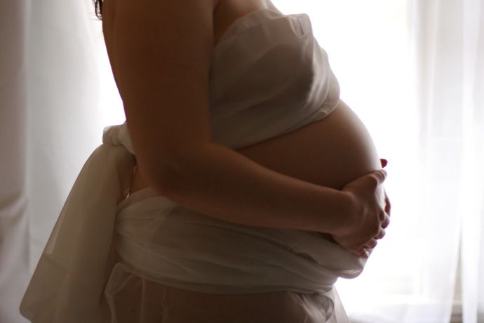 birth — pregnant belly pics artsy bump