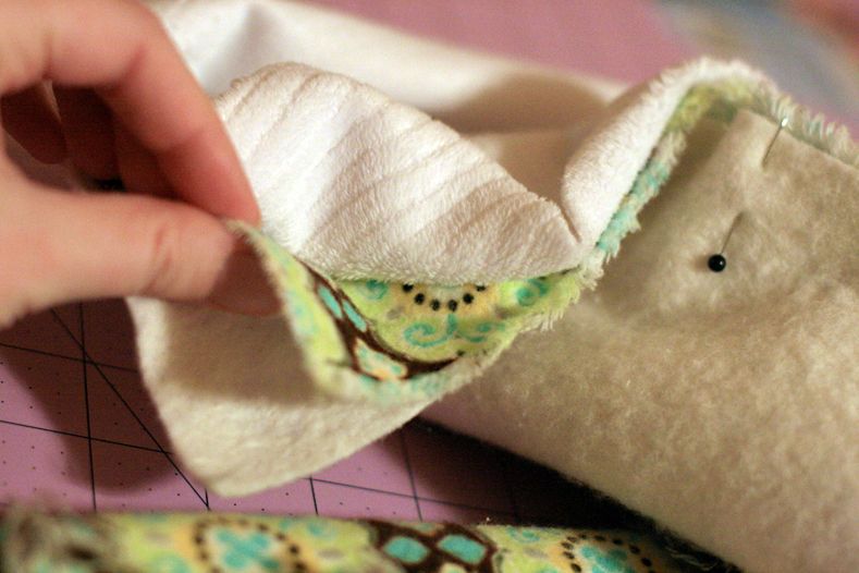 Hobo Mama ~ Sew a cozy throw blanket Hobo Mama ~ Sew a cozy throw blanket