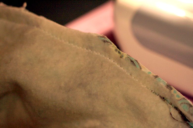 Hobo Mama ~ Sew a cozy throw blanket Hobo Mama ~ Sew a cozy throw blanket