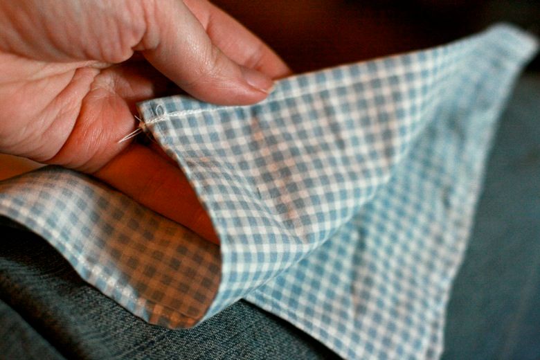 January Carnival of Natural Parenting 2012: Pros and cons of family cloth = Hobo Mama cotton handkerchief handsewn from old sheet