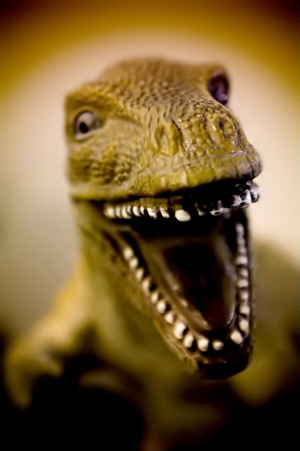 T Rex growling
