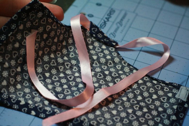 Photo Credit: Hobo Mama halter dress done — doll clothes craft tutorial