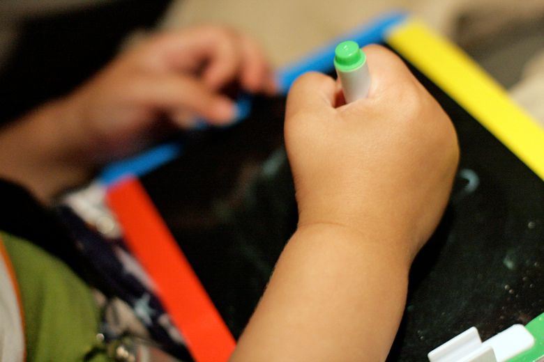Hobo Mama = 37 fun things to take along when traveling with kids