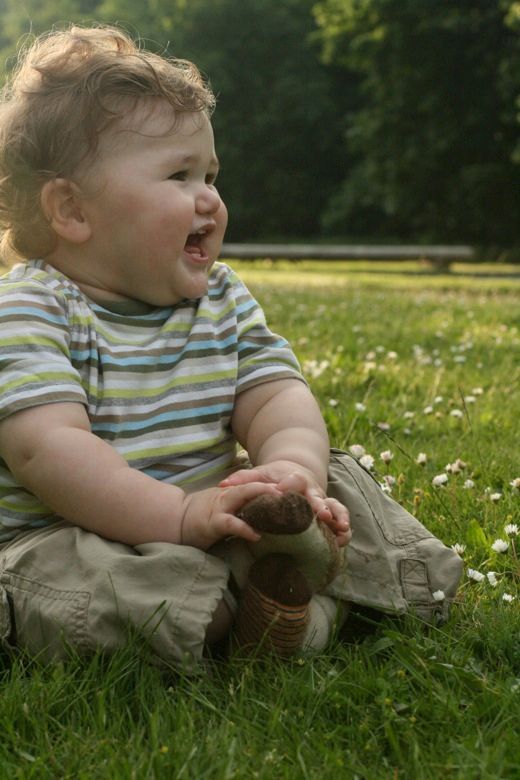 Photo Credit: Hobo Mama baby on the grass in sunshine
