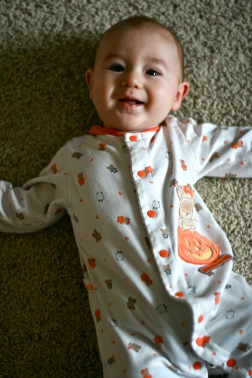 baby Halloween onesie alrik a5mo smiling 2011