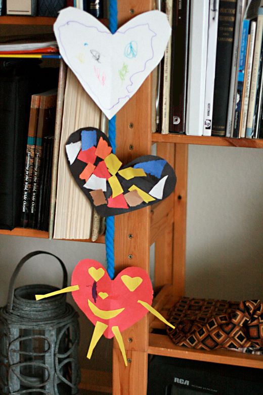 Valentine's Day paper heart mobile craft