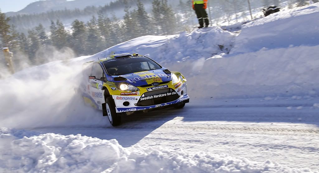 http://i233.photobucket.com/albums/ee193/kadett_8v/Swedish%20Rally%202011/P-G1redcopy.jpg