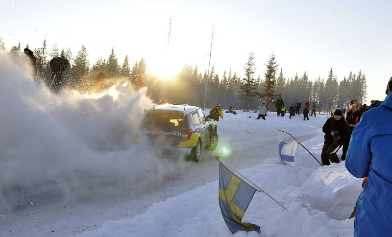 http://i233.photobucket.com/albums/ee193/kadett_8v/Swedish%20Rally%202011/Sandell2redcopy.jpg