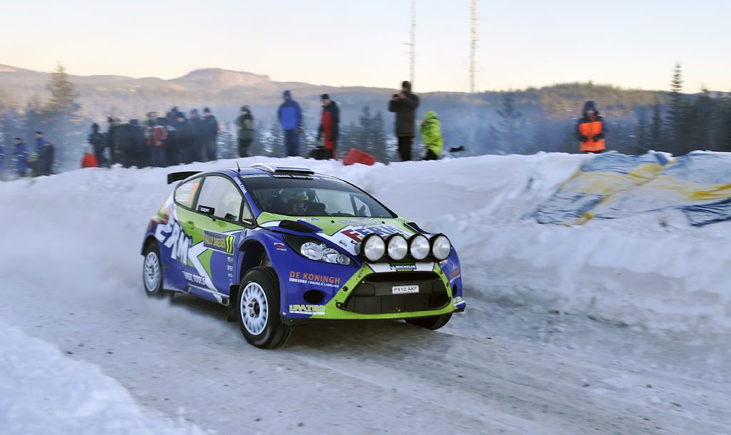 http://i233.photobucket.com/albums/ee193/kadett_8v/Swedish%20Rally%202011/_DSC4141redcopy.jpg