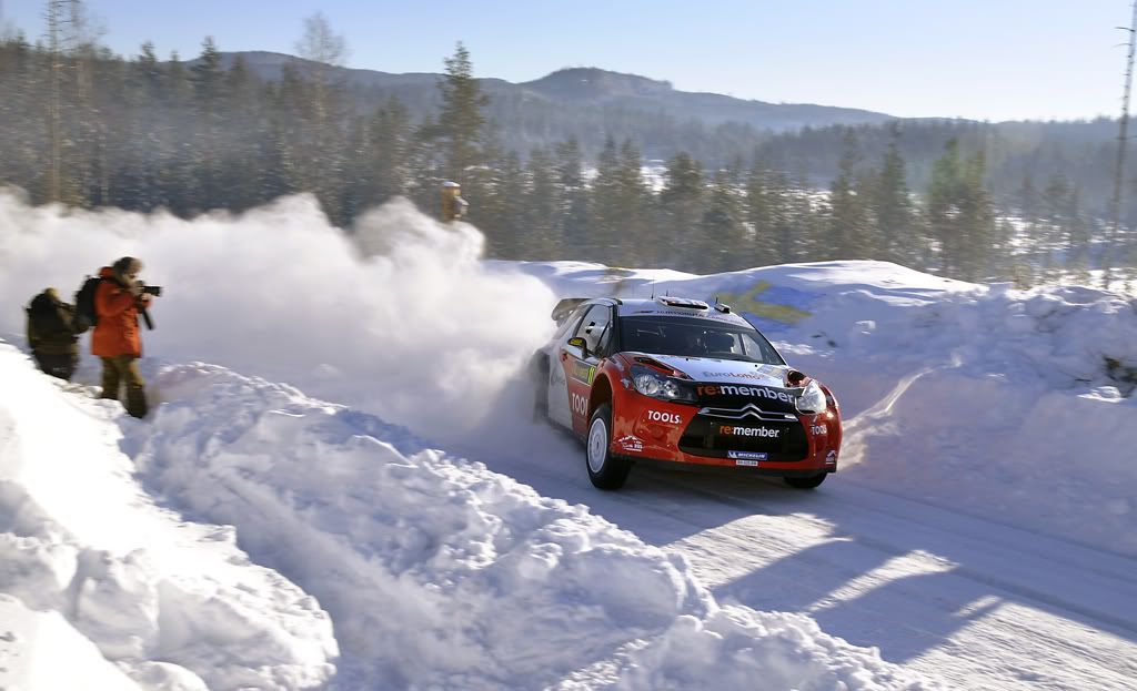 http://i233.photobucket.com/albums/ee193/kadett_8v/Swedish%20Rally%202011/petterredcopy.jpg
