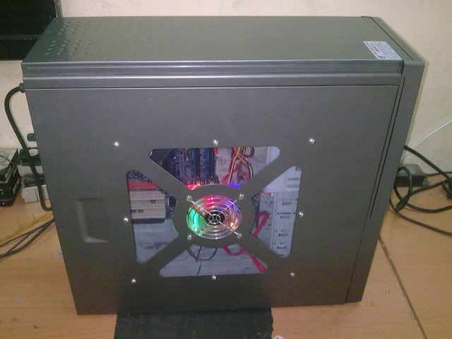 thanh lý nhanh 2 thùng core  2 quad Q9550.E8200 ( co trao doi máy) - 3