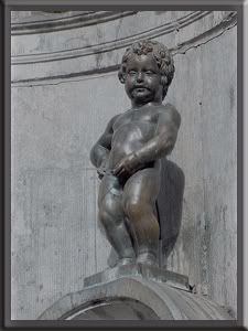 449px-2005_manneke_pis05.jpg