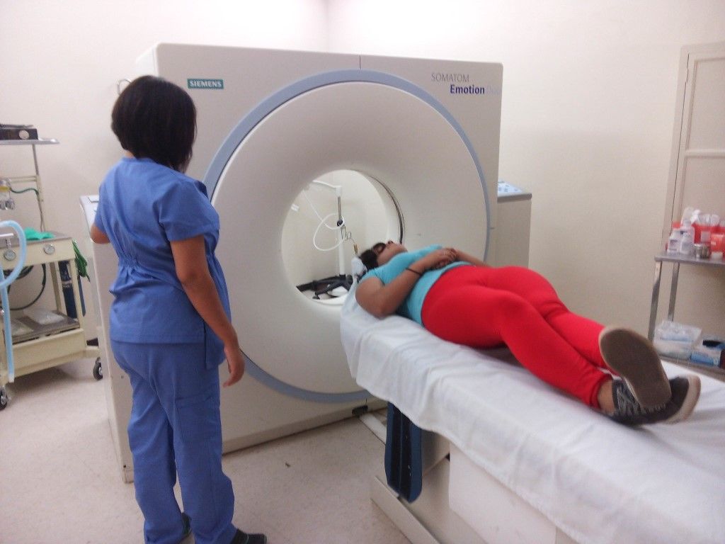 Danira getting a fancy xray in Los Mochis