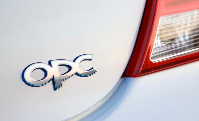 opel-insignia-opc-13.jpg