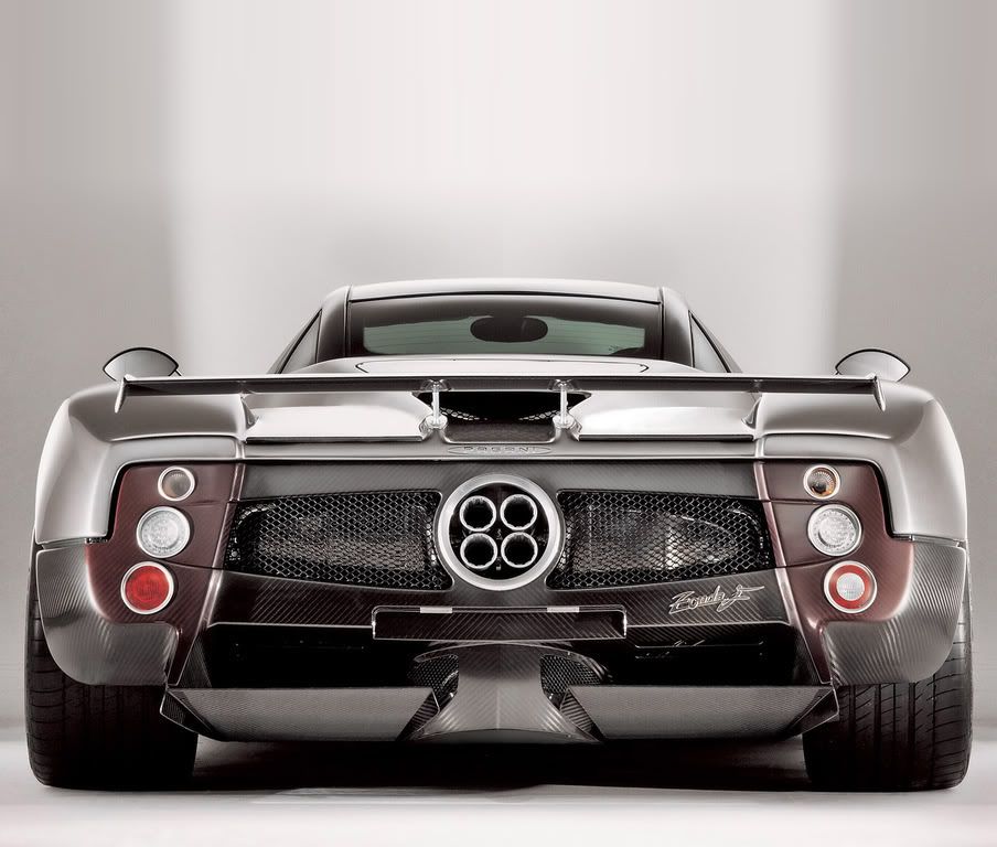 pagani-zonda-f-4164.jpg