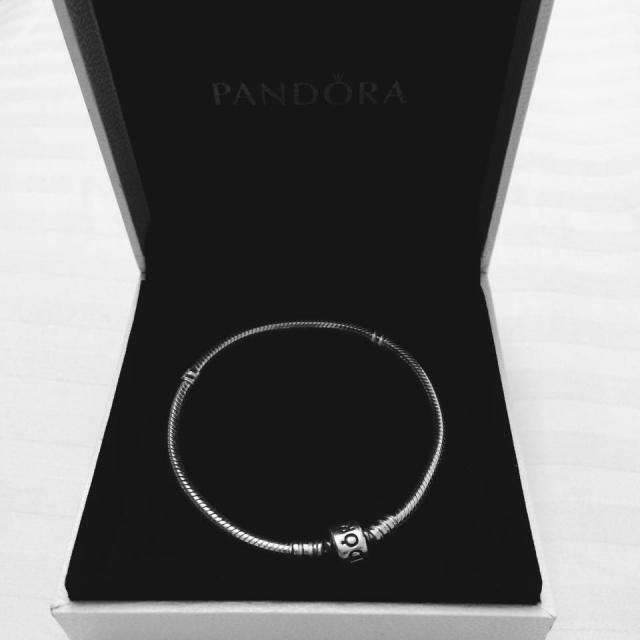 Vòng tay PANDORA bạc 19cm chưa dùng - Tặng bạn gái dịp noel là hết xẩyy !!!!!! - 1