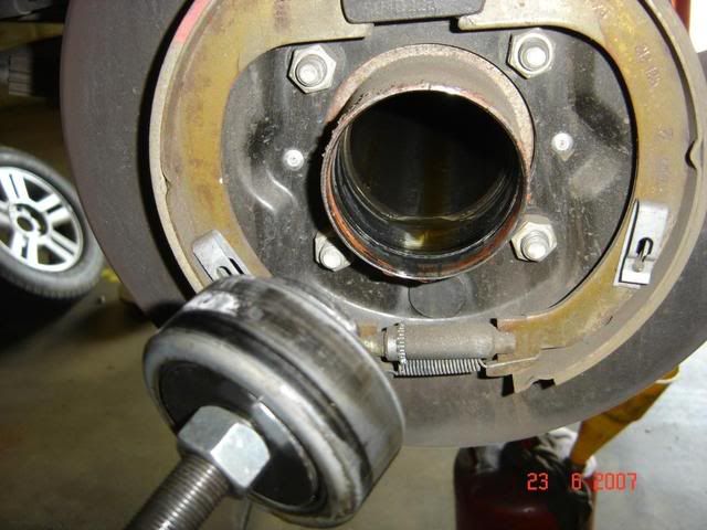 axle bearing puller