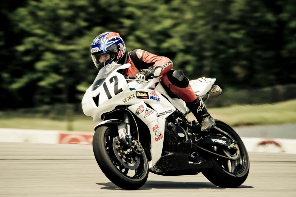 IMAGE: http://i233.photobucket.com/albums/ee38/eahime/raceheavyedit5.jpg