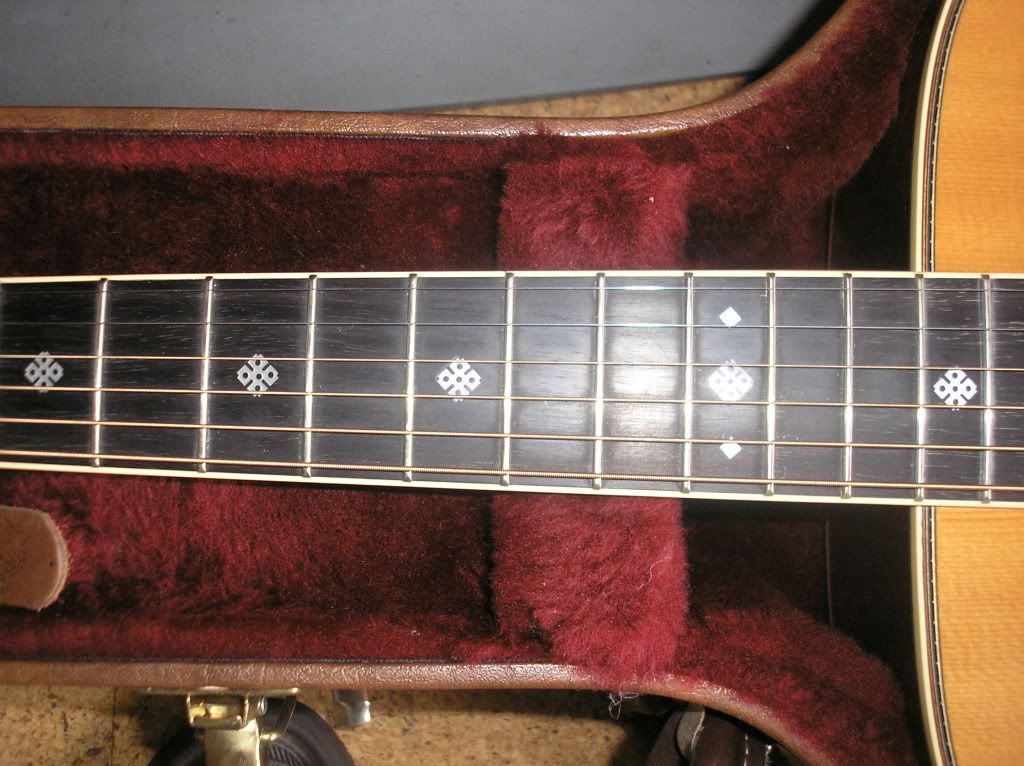 guitars110909009.jpg