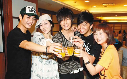 pi li mit Pictures, Images and Photos