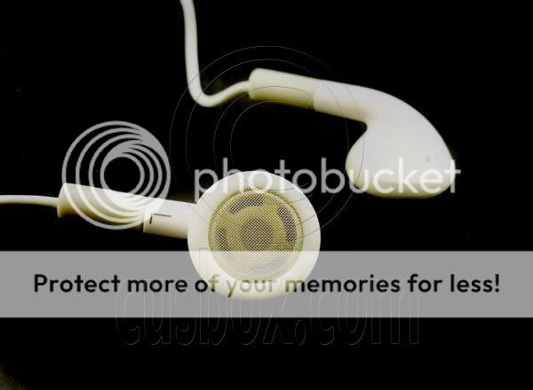 White Earbuds 3 5mm Earphones for Apple iPod Shuffle